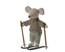 Load image into Gallery viewer, Maileg Winter Mouse with skis -Big Brother
