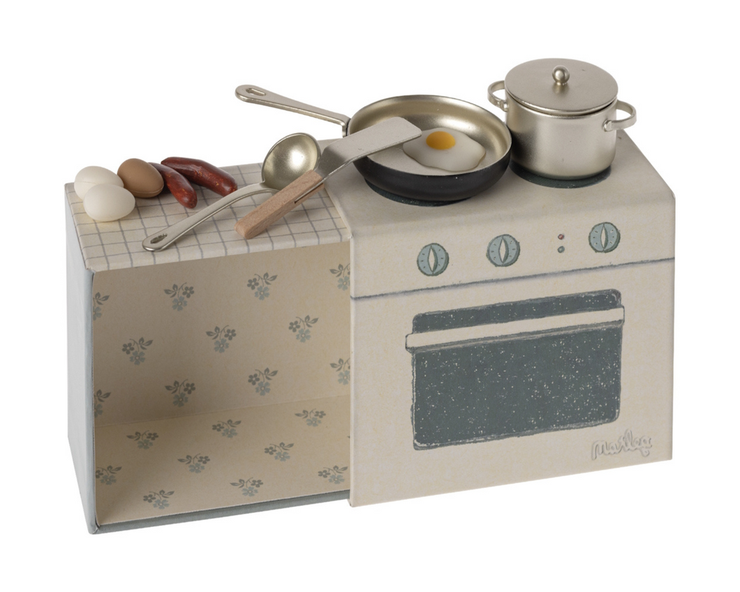 Maileg Cooking Set Mouse 2024